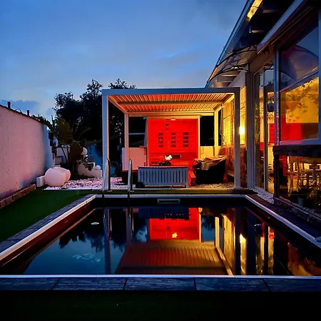 Camping Bubble World Wild